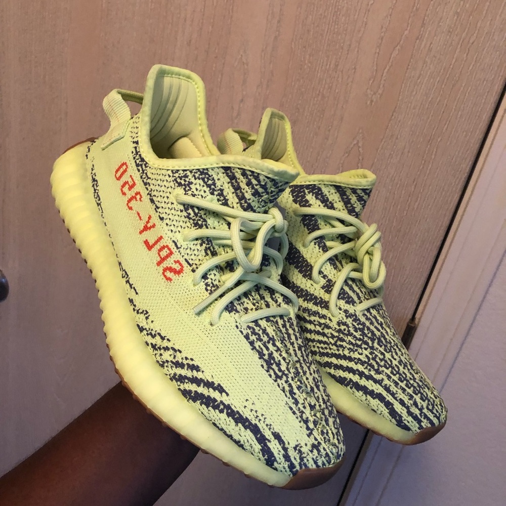 Yeezy Boost 350 V2 Semi Frozen Yellow
